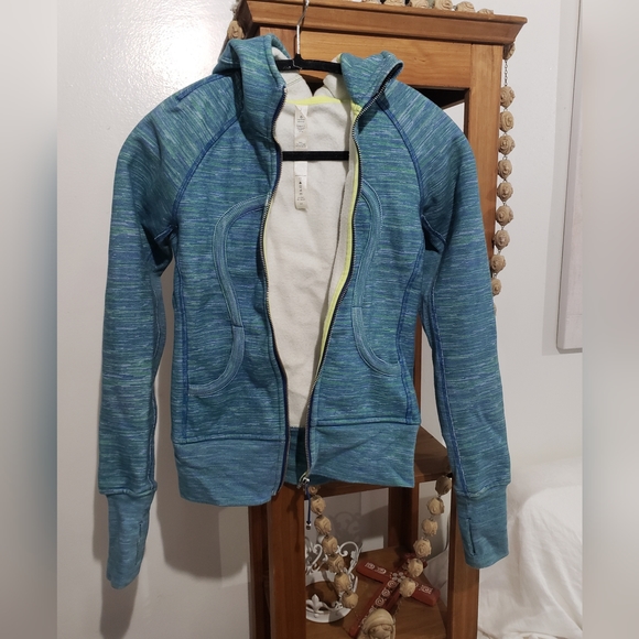 Lululemon scuba hoodie - Picture 3 of 16